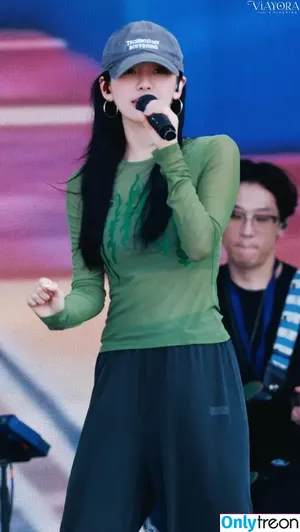 Ningning (æspa / aespa / imnotningning / littlechopper nude photo #1159