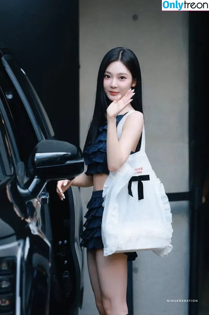 Ningning (æspa nude photo #1292 (aespa / imnotningning / littlechopper)