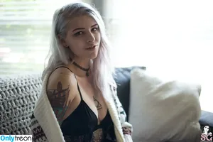 Nixie / drinknixie / nixiethedoll nude photo #0033