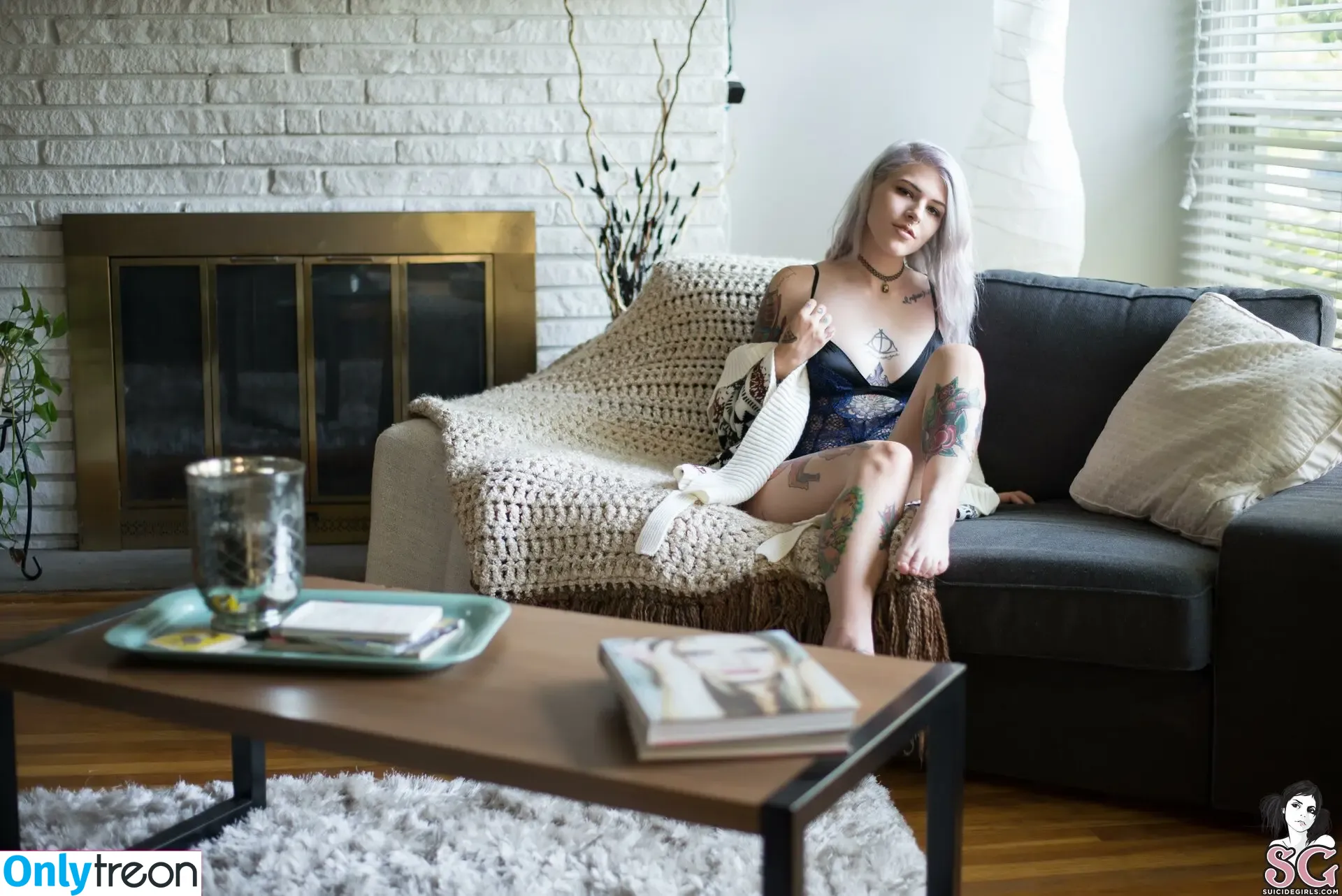Nixie nude photo #0029 (drinknixie / nixiethedoll)