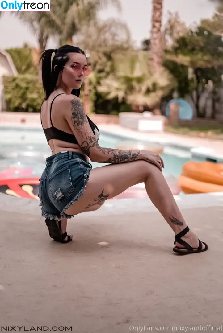 Nixy nude photo #0798 (eviloldsovl 🦇 / evilsovl / nicole / nixylandofficial)