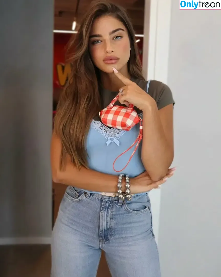 Noa Kirel nude photo #0072 (noakirel)