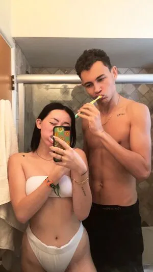 Noah Cyrus / noahcyrus nude photo #0161