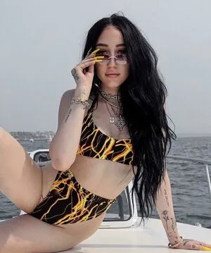 Noah Cyrus / noahcyrus nude photo #0206