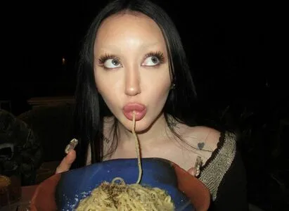 Noah Cyrus / noahcyrus nude photo #0261
