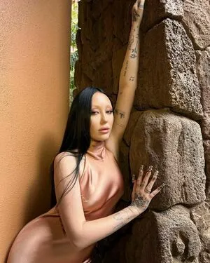Noah Cyrus / noahcyrus nude photo #0265