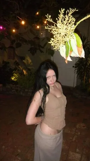 Noah Cyrus / noahcyrus nude photo #0355