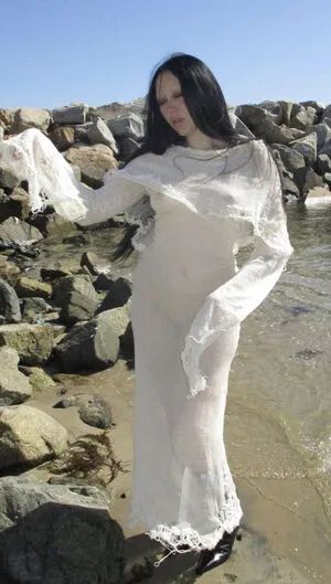Noah Cyrus / noahcyrus nude photo #0364