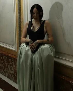 Noah Cyrus / noahcyrus nude photo #0368