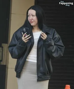 Noah Cyrus / noahcyrus nude photo #0399