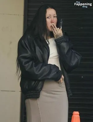 Noah Cyrus / noahcyrus nude photo #0402