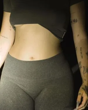 Noah Cyrus / noahcyrus nude photo #0441