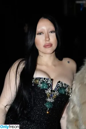 Noah Cyrus / noahcyrus nude photo #0511