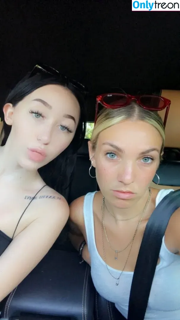 Noah Cyrus nude photo #0046 (noahcyrus)