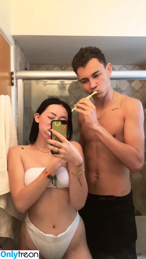Noah Cyrus nude photo #0161 (noahcyrus)