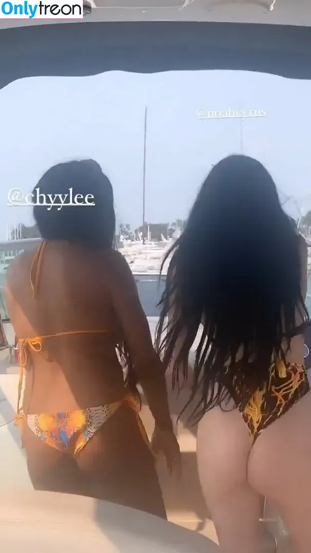Noah Cyrus nude photo #0183 (noahcyrus)