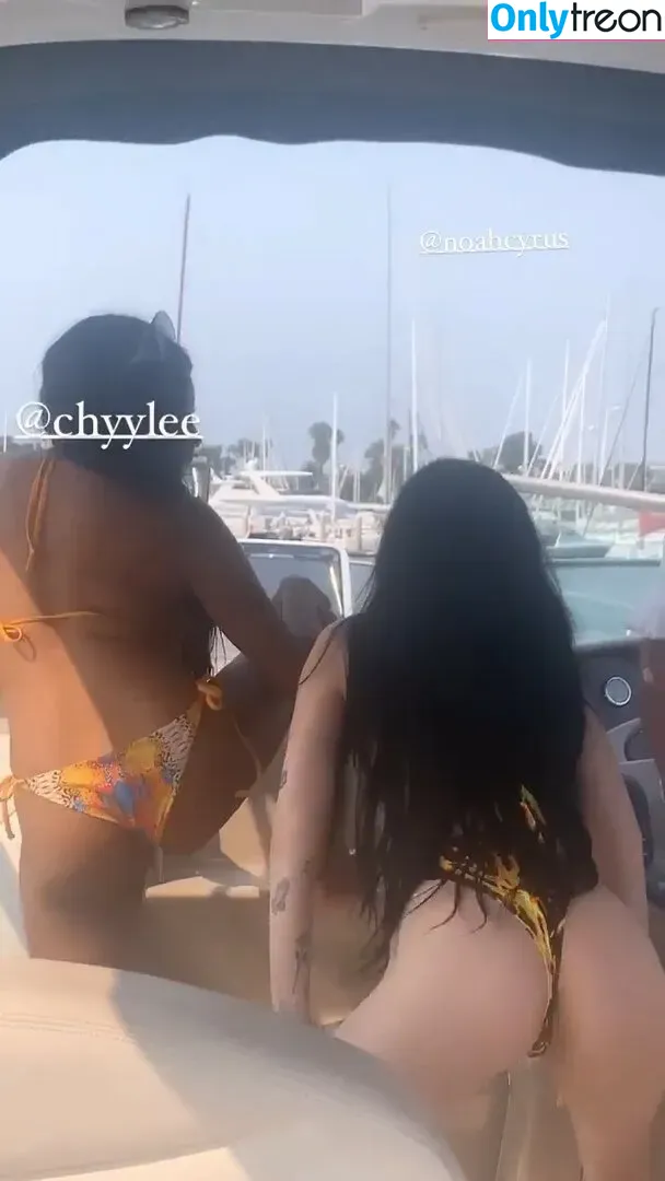 Noah Cyrus nude photo #0190 (noahcyrus)