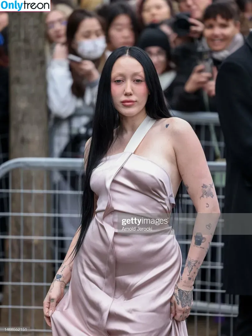 Noah Cyrus nude photo #0277 (noahcyrus)
