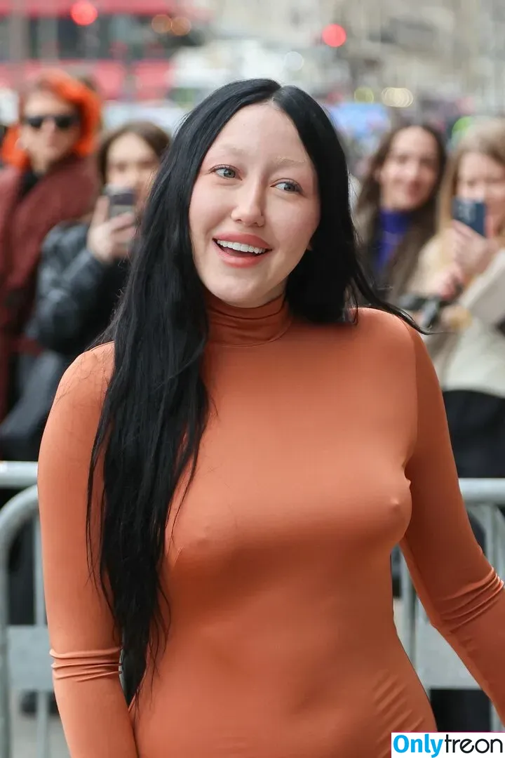 Noah Cyrus nude photo #0302 (noahcyrus)