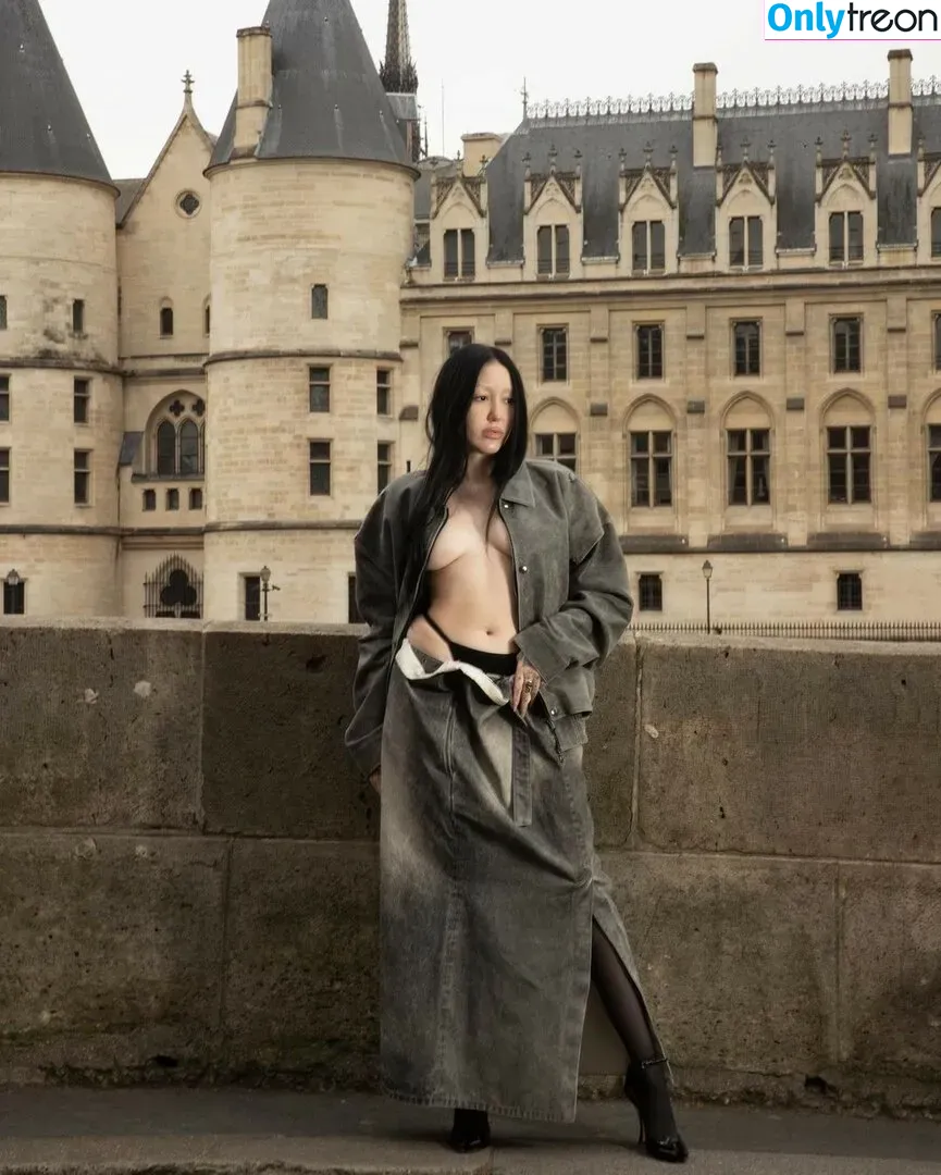 Noah Cyrus nude photo #0317 (noahcyrus)