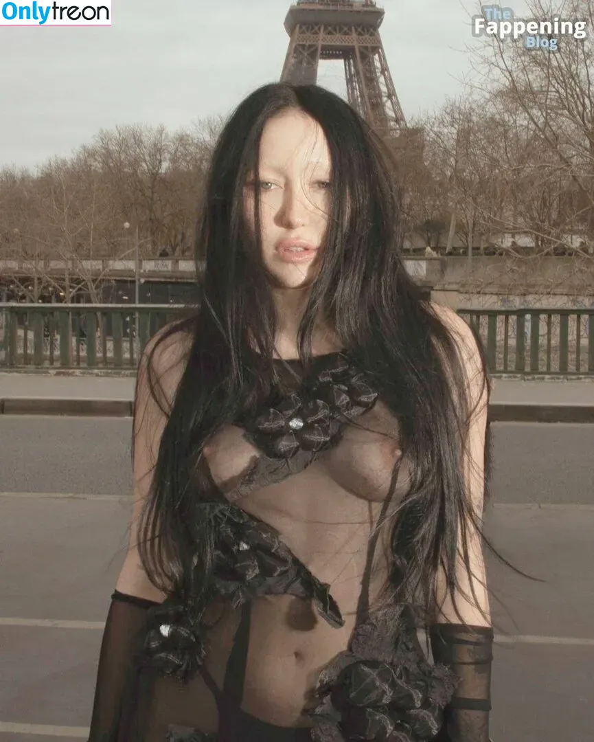 Noah Cyrus nude photo #0337 (noahcyrus)