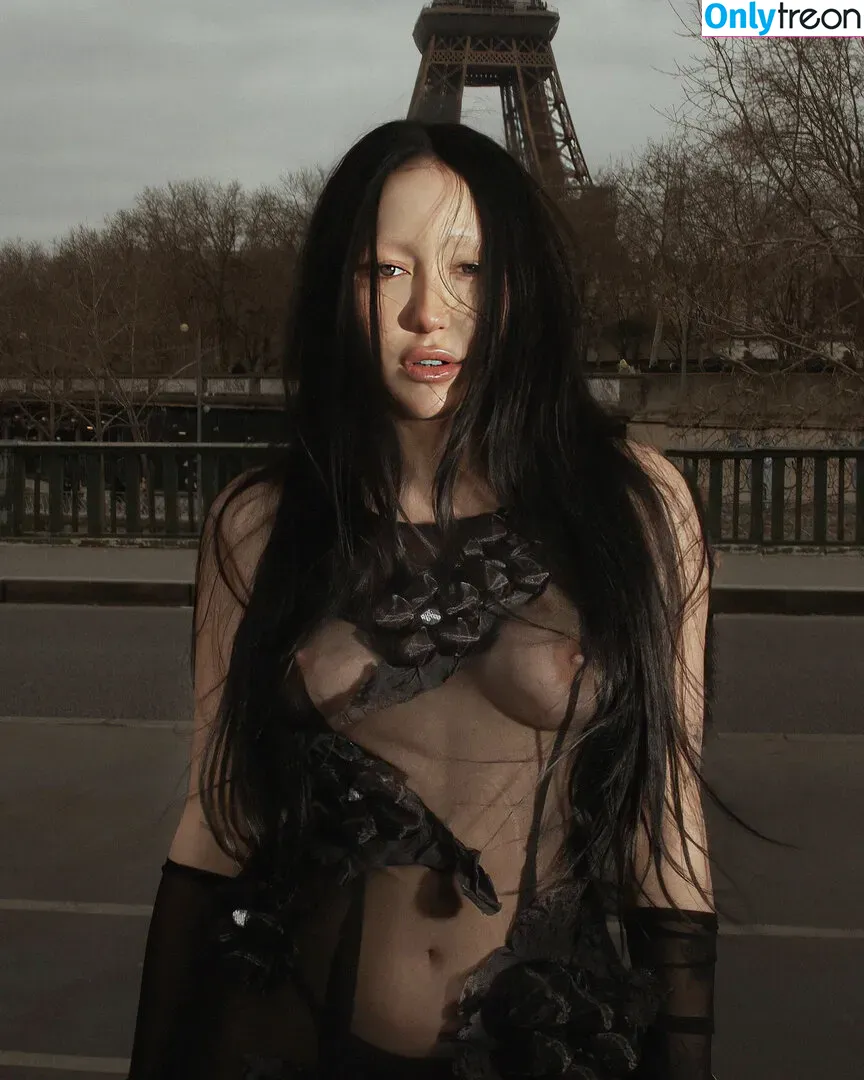 Noah Cyrus nude photo #0344 (noahcyrus)