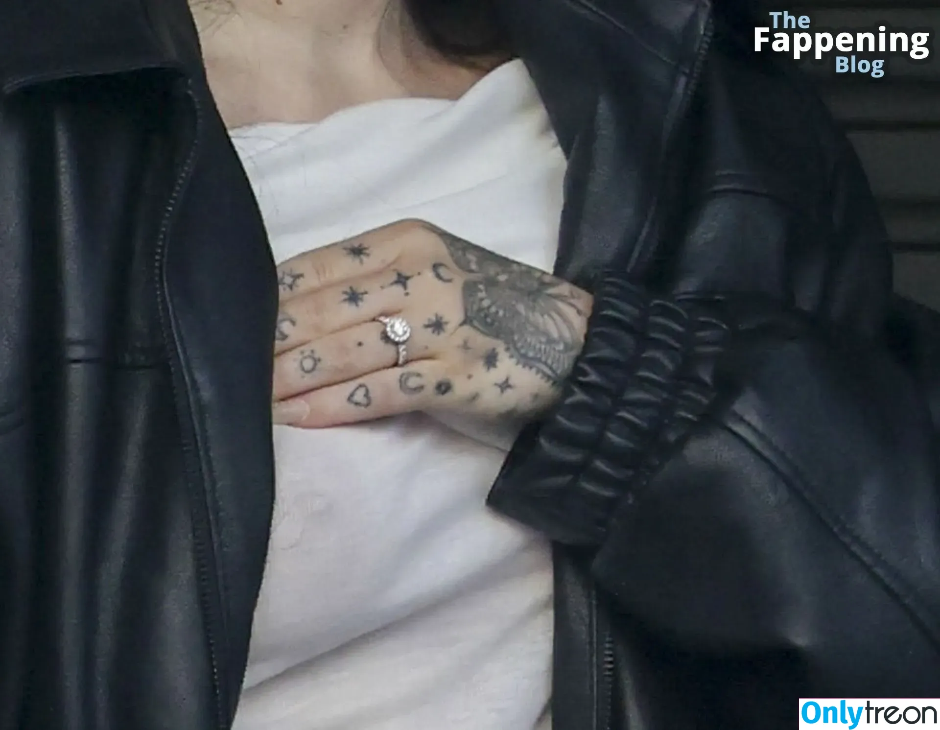 Noah Cyrus nude photo #0407 (noahcyrus)