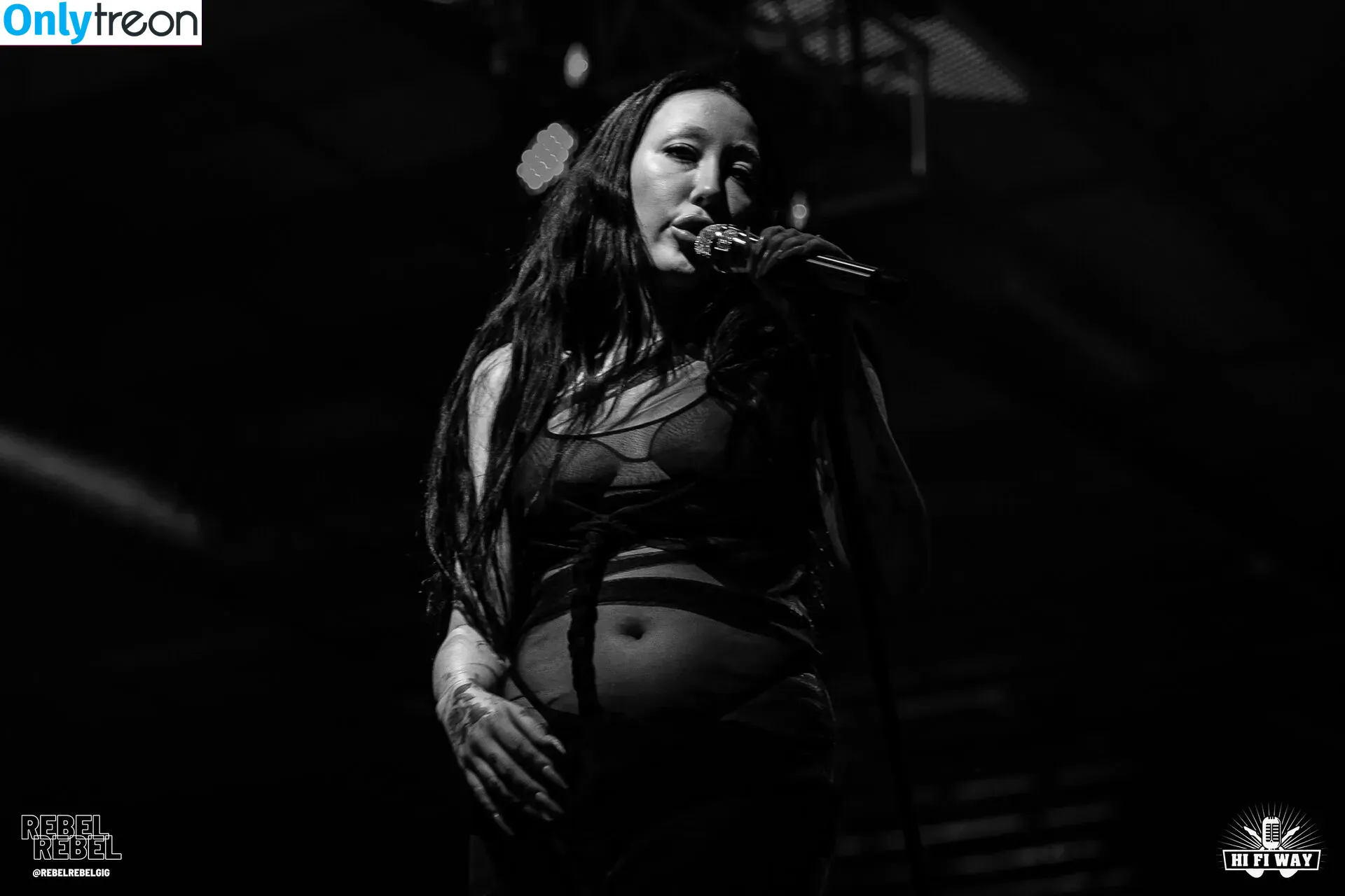 Noah Cyrus nude photo #0432 (noahcyrus)
