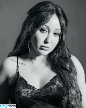 Noah Cyrus / noahcyrus nude photo #1092