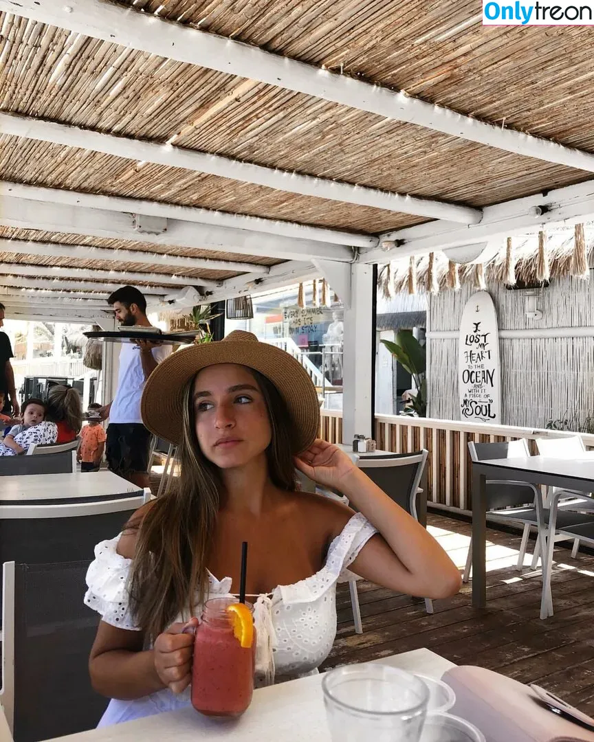 noaperetss nude photo #0013 (nojumper)