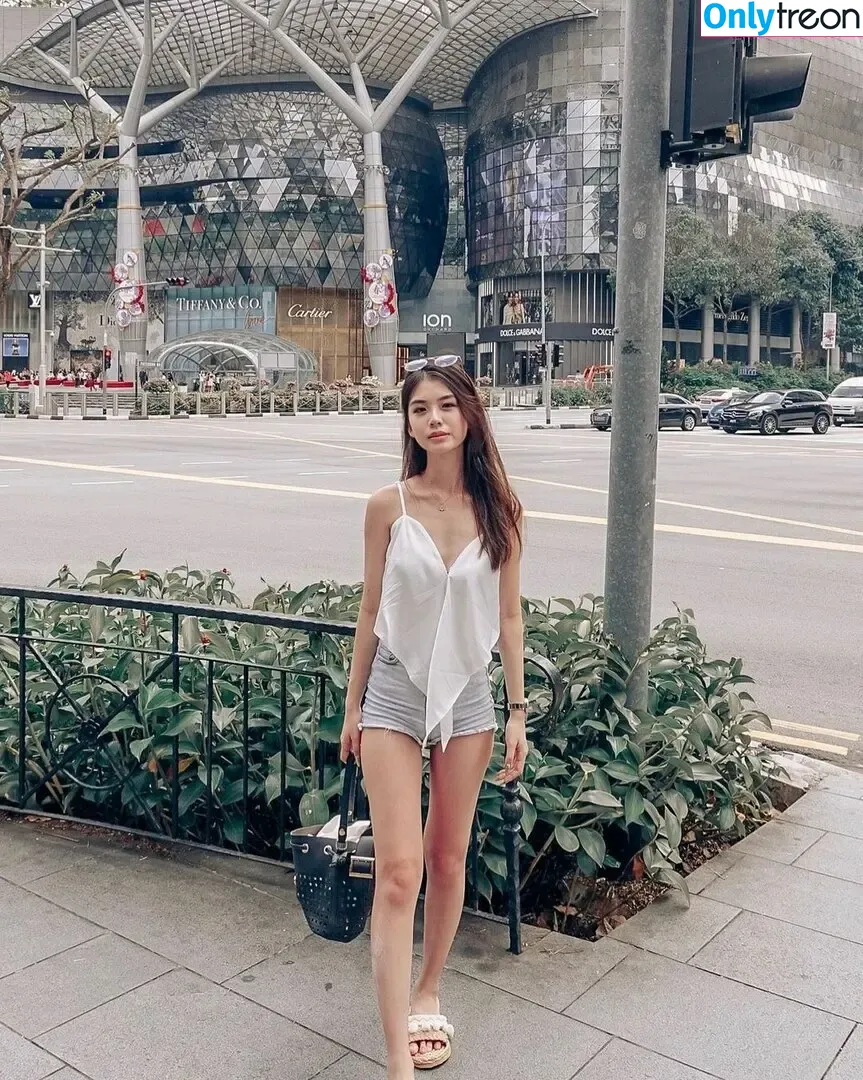 noel.lin nude photo #0021 (noel.lin)