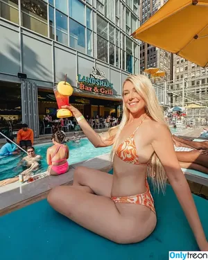 Noelle Foley / noelle_foley / noellefoley nude photo #0056