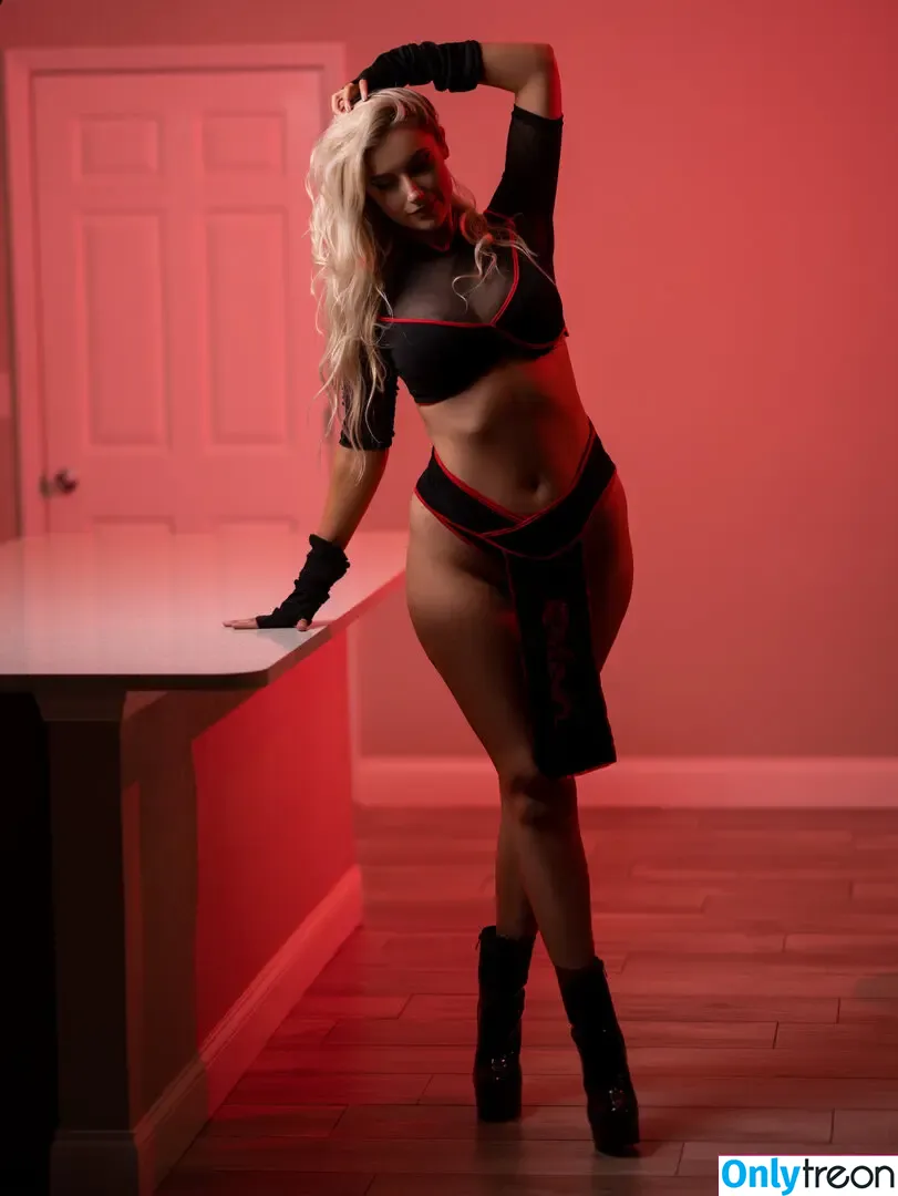 Noelle Foley nude photo #0037 (noelle_foley / noellefoley)