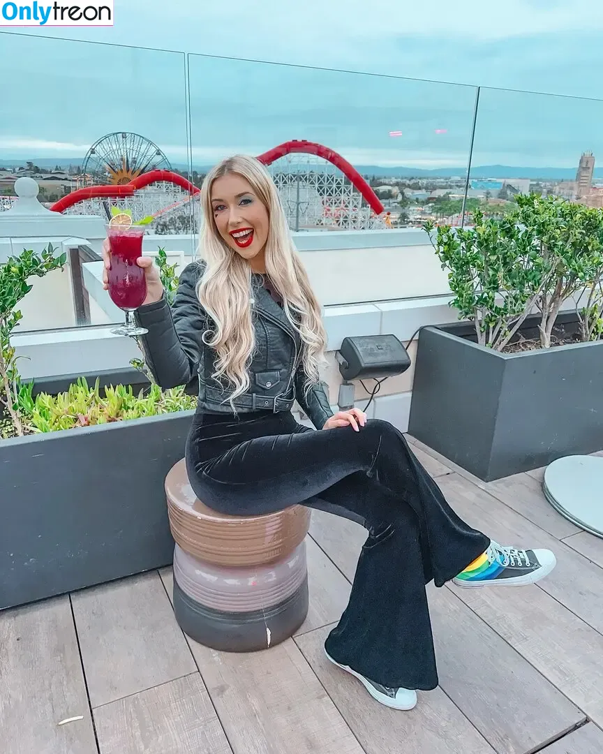 Noelle Foley nude photo #0044 (noelle_foley / noellefoley)