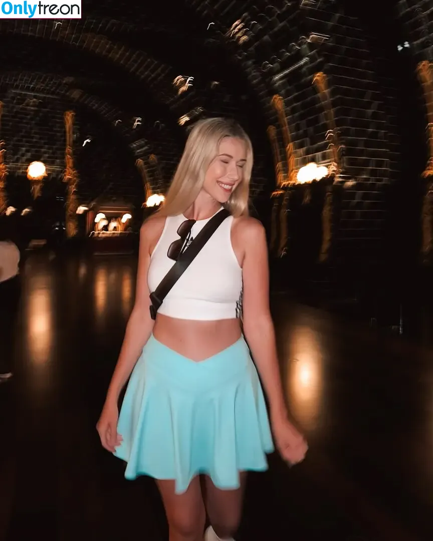 Noelle Foley nude photo #0051 (noelle_foley / noellefoley)