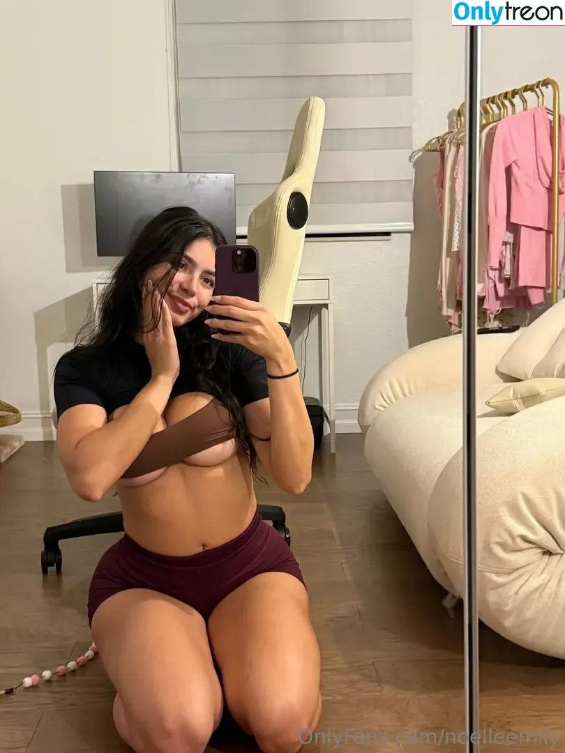noelleemily nude photo #0113 (noelle_emily)
