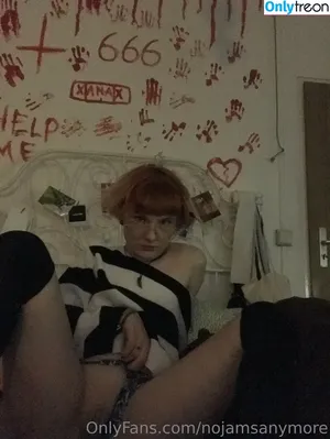 nojamsanymore / rainbowcrumb nude photo #0064