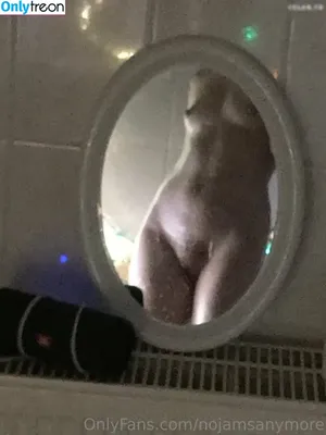 nojamsanymore / rainbowcrumb nude photo #0070