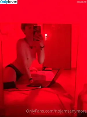 nojamsanymore / rainbowcrumb nude photo #0109