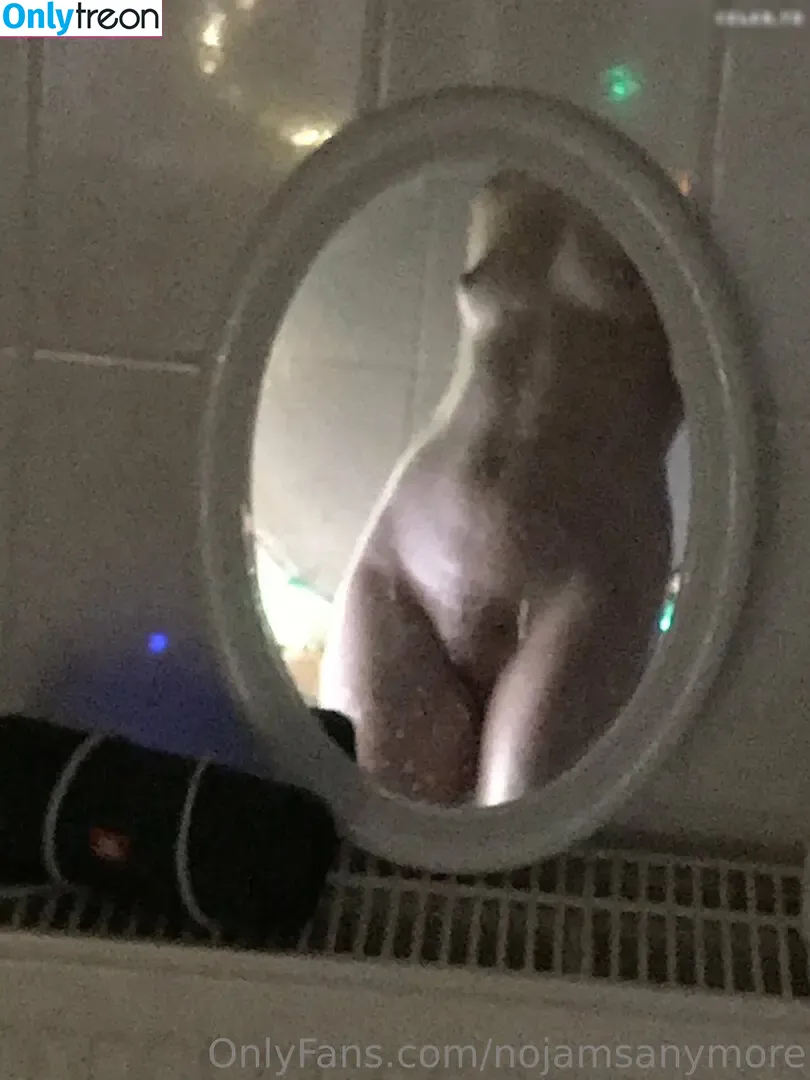 nojamsanymore nude photo #0070 (rainbowcrumb)