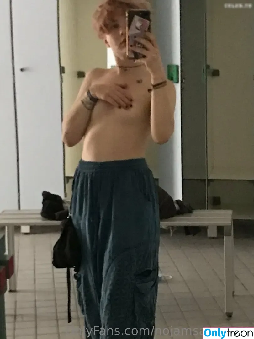 nojamsanymore nude photo #0082 (rainbowcrumb)
