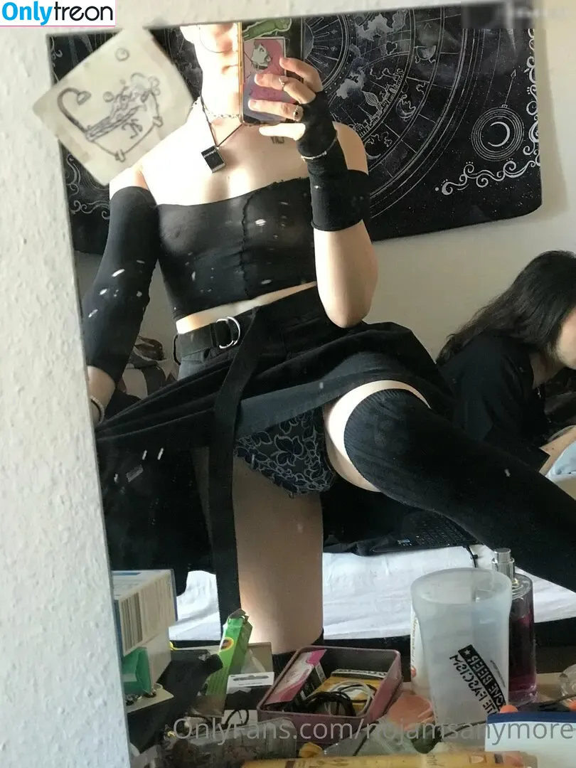 nojamsanymore nude photo #0123 (rainbowcrumb)