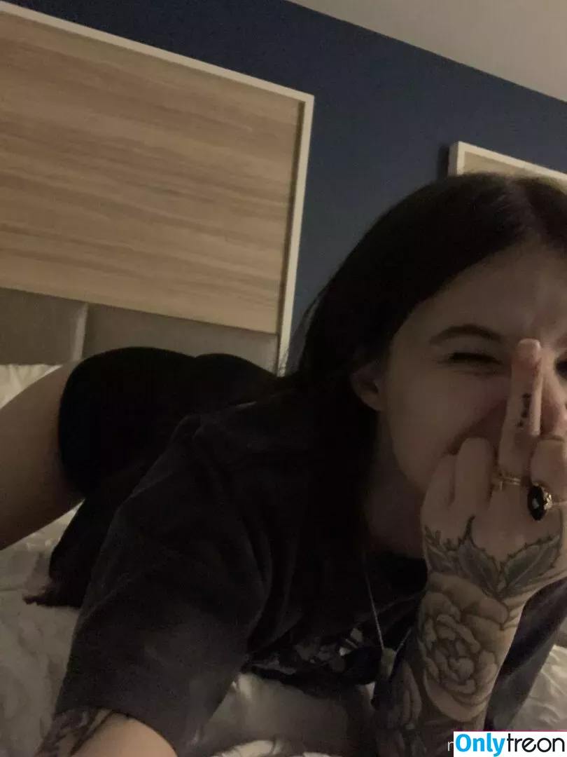 nonsalemwitch nude photo #0065 (nonsalemwitch)