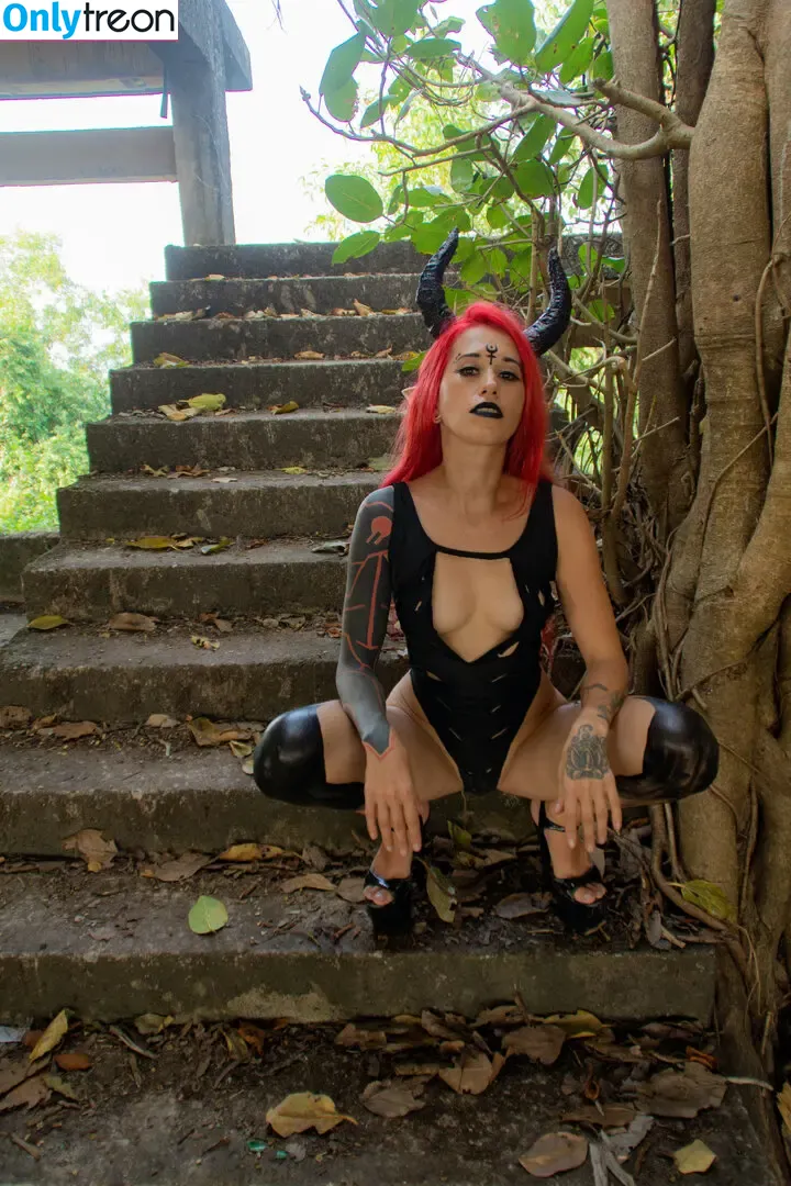 noraredmainfree nude photo #0012 (nora_redmain)