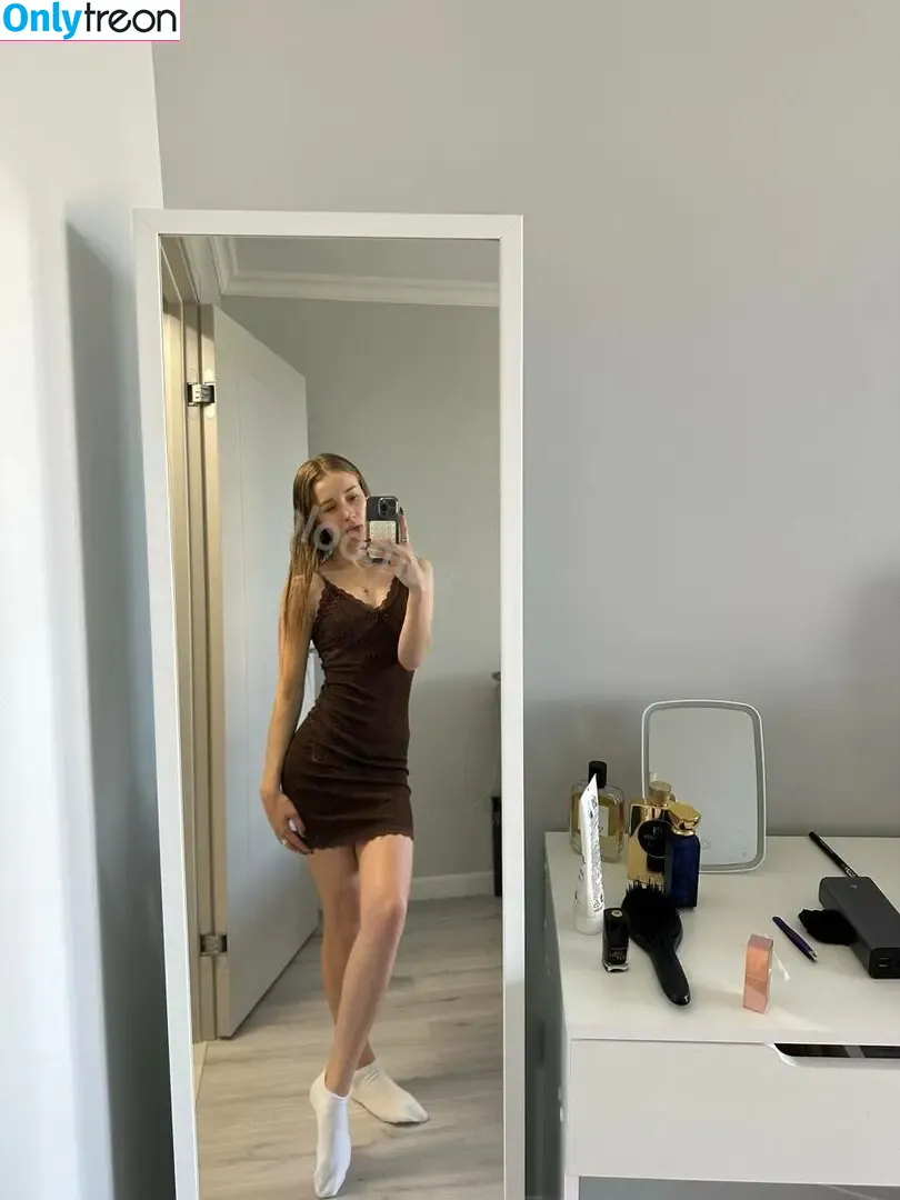 not_so_good_wife nude photo #0081 (NotThatGoodwife / marharytay)