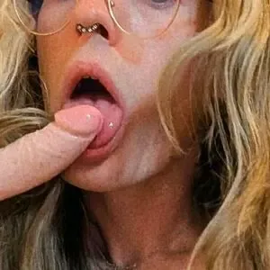  nude photo #0004