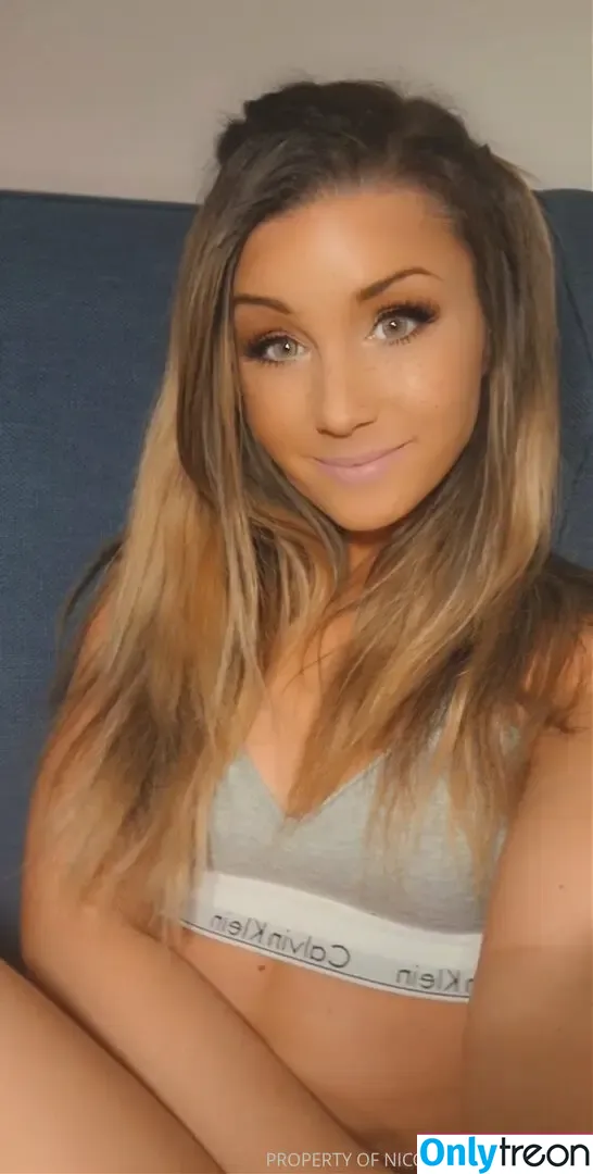 notnicolexo nude photo #0329 (itsnotnico1exo / itsnotnicolexo)