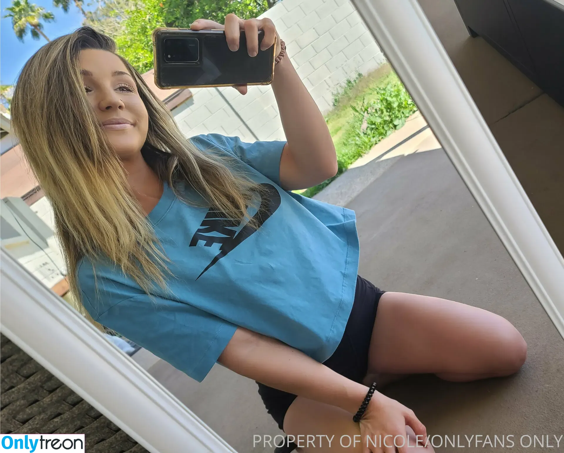 notnicolexo nude photo #0399 (itsnotnico1exo / itsnotnicolexo)