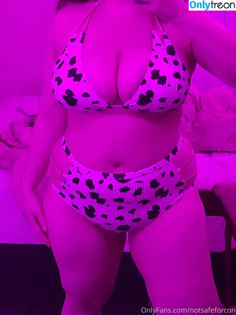 notsafeforcon nude photo #0037 (nsfcon)