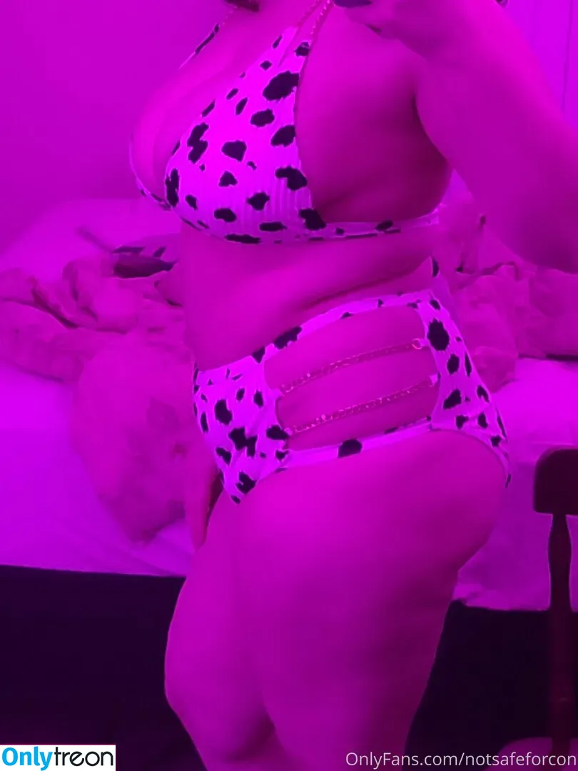 notsafeforcon nude photo #0038 (nsfcon)